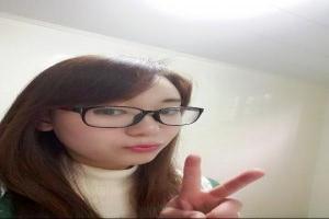 佩奇拟人化的动漫形象,